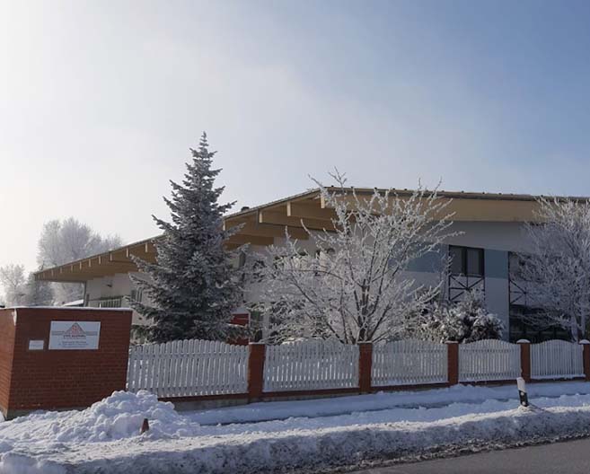 Firmensitz von Uwe Quenzel zur Winterzeit