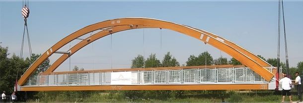 Impression - Holzbrücke wird neu verankert